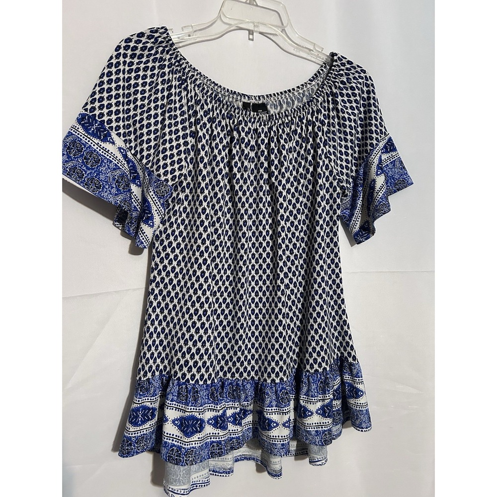 New Directions Women's Blue Floral Blouse Size Medium Petite